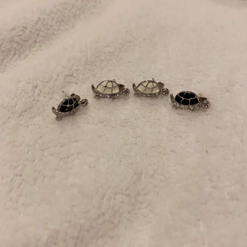 Cute earrings